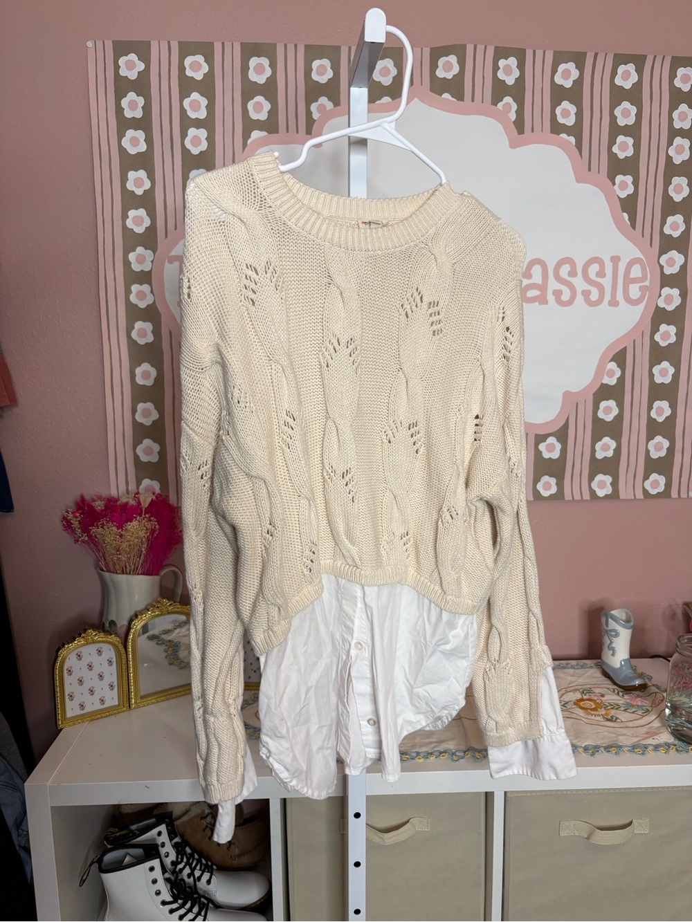 Women's Pilcro Anthropologie Cream Cable Knit Cropped Sweater - Picture 2 of 4